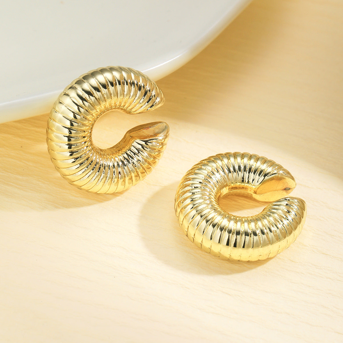 C-Shaped Threaded Hollow Ear Clips for Women