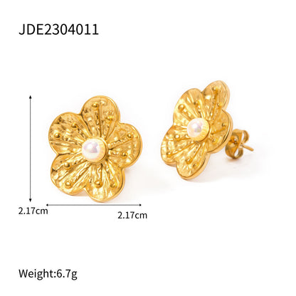 Floral Collection Daisy Flower Earrings