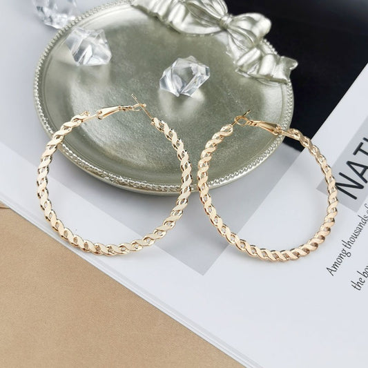 Twist metal twisted earrings