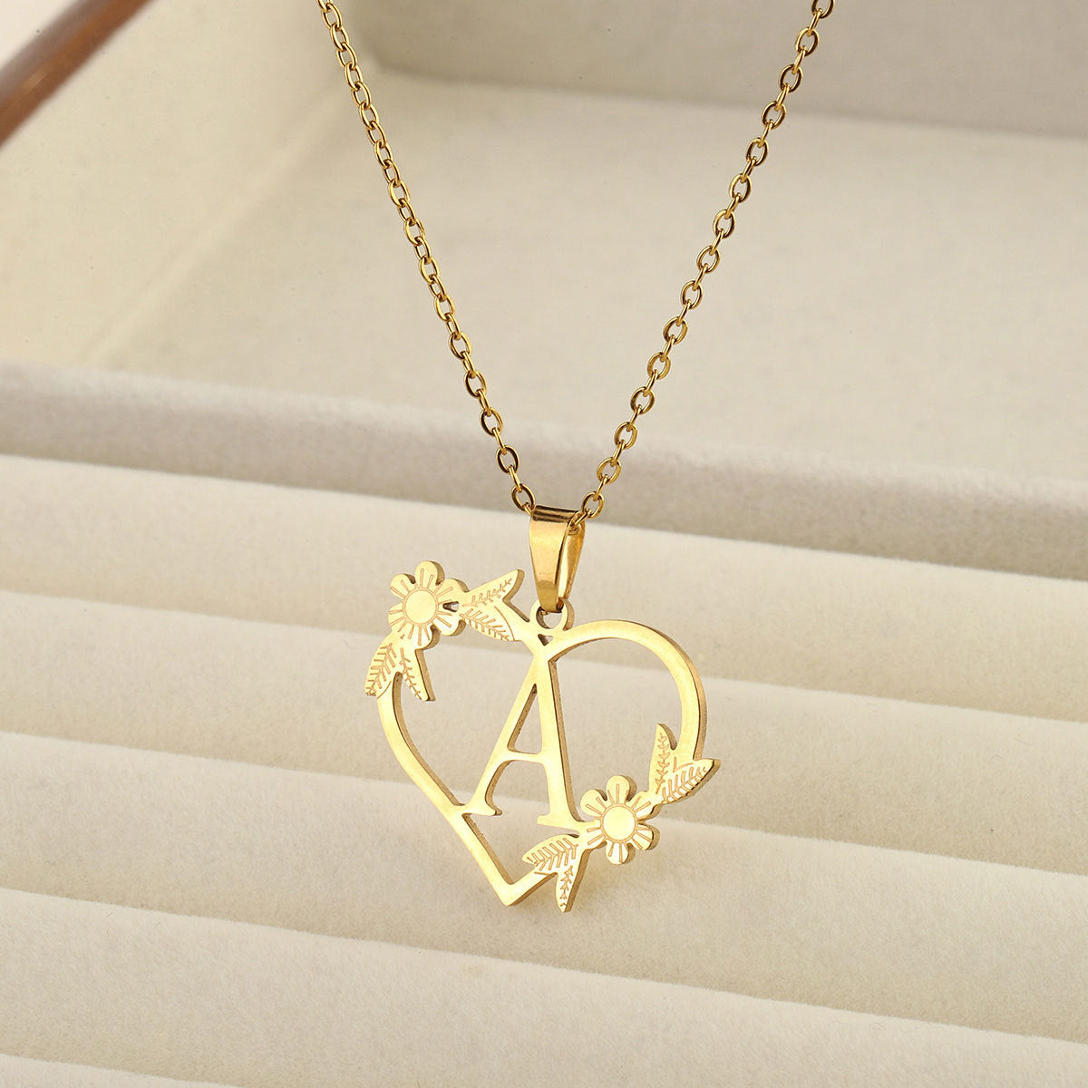 Titanium steel A-Z heart shaped English letter necklace