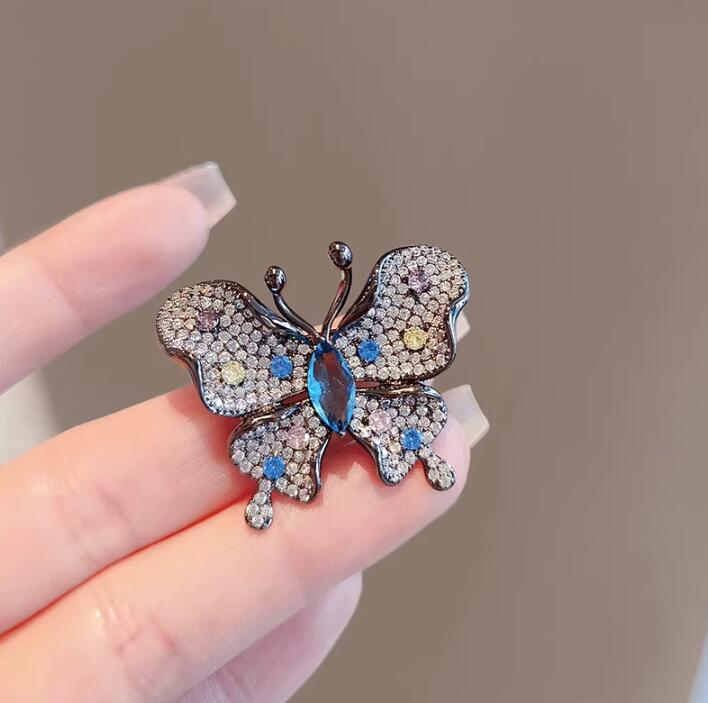 Premium Butterfly Rhinestone Corsage