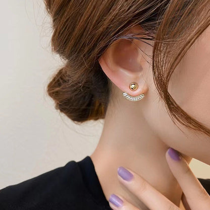 Versatile pearl Korean version simple stud earrings