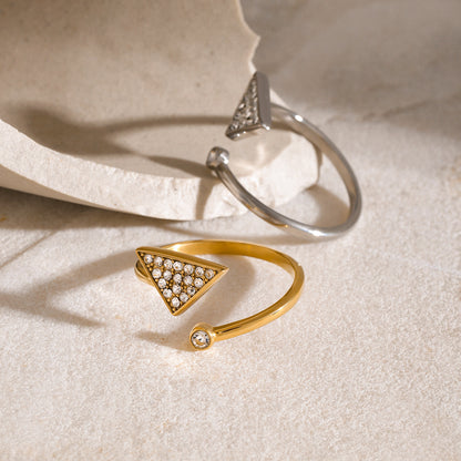 Triangle rhinestone ring