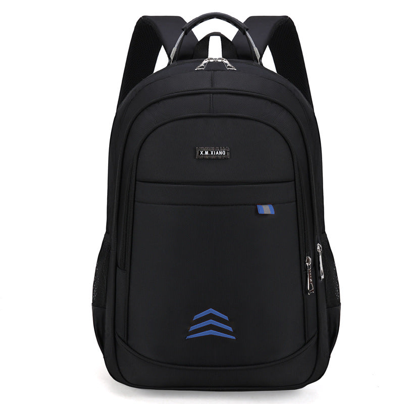 Large capacity anti-splash backpack