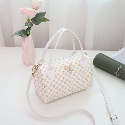 Korean version of cosmetic bag for women