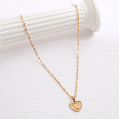 Hot selling heart letter necklace