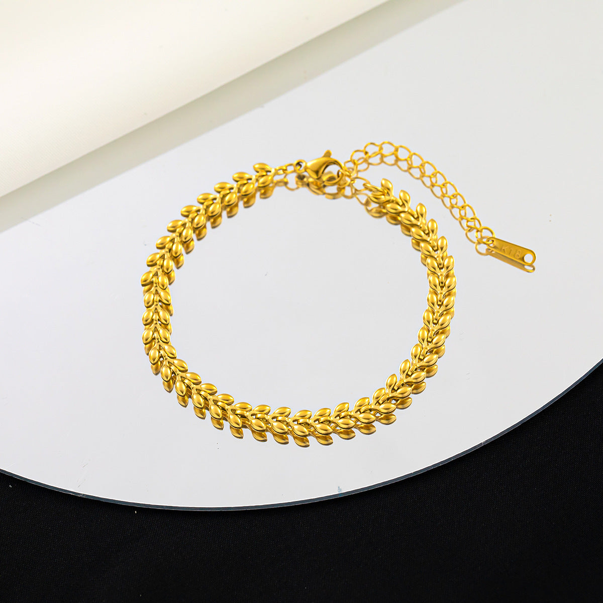 Golden stainless steel necklace fashion