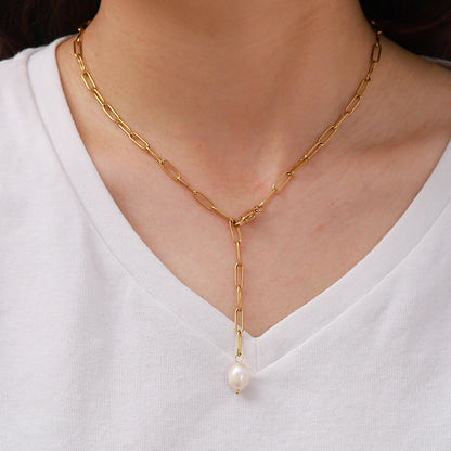 Paperclip chain pearl necklace