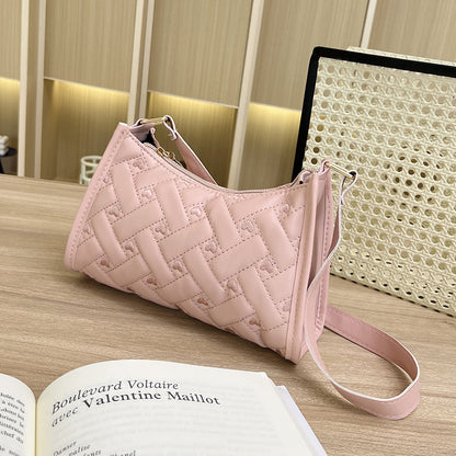 Fashion Versatile Women's Embroidered Shoulder Bag