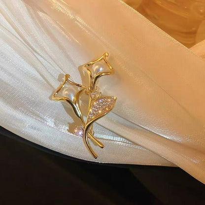 Pearl Zircon Lily Brooch