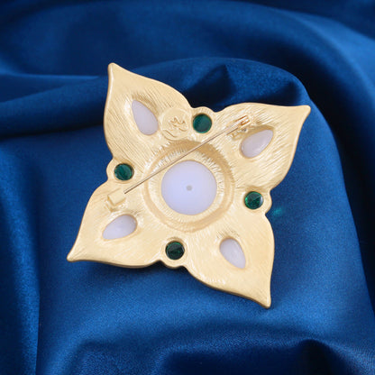 fashion Sunflower Brooch Girl