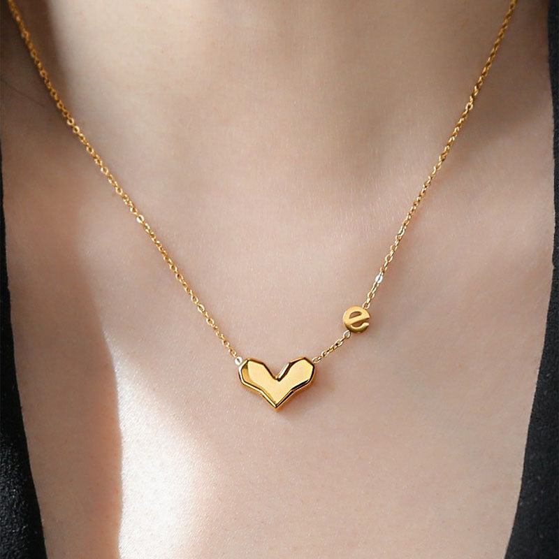 Three-dimensional love letter necklace