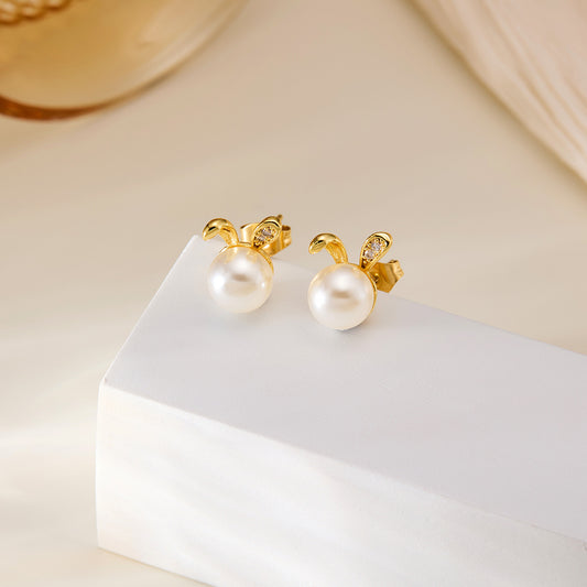 Silver needle rabbit pearl stud earrings