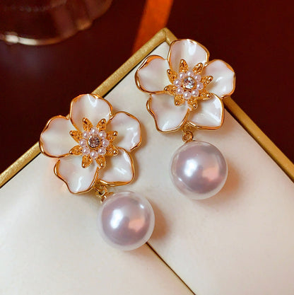 Camellia pearl earrings