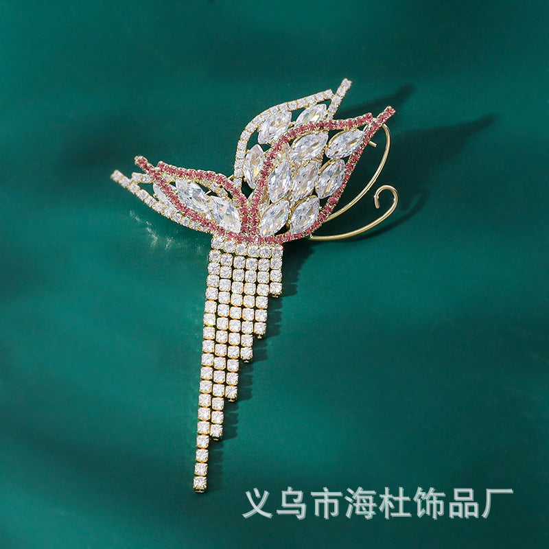 Wholesale of fringed brooch accessories