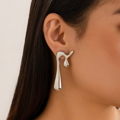 Irregular water drop earrings