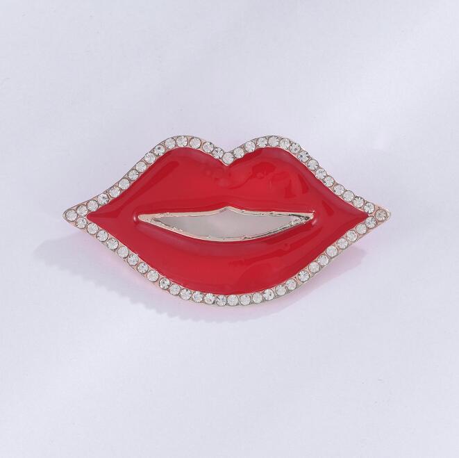 Lip brooch