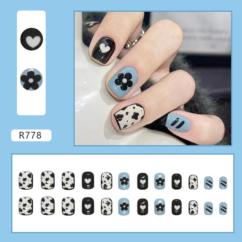 Black White Blue Sweet Short Nails