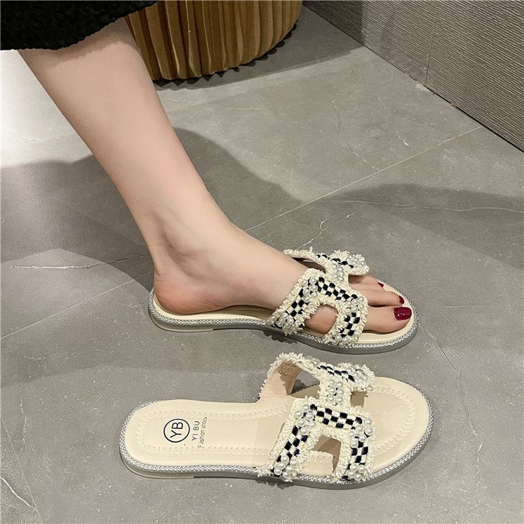 Flat Bottom Pearl Cool Slippers