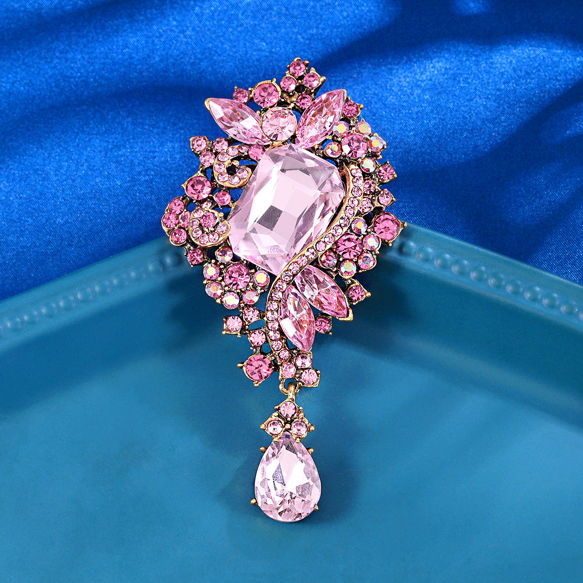 Luxury Crystal Glass Brooch