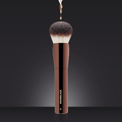 Hourglass Round Foundation Brush