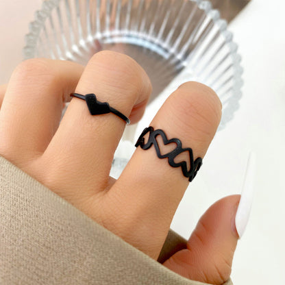 Hollow black glossy heart ring 2-piece set