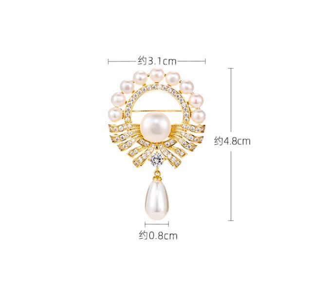 Pearl brooch for high-end women