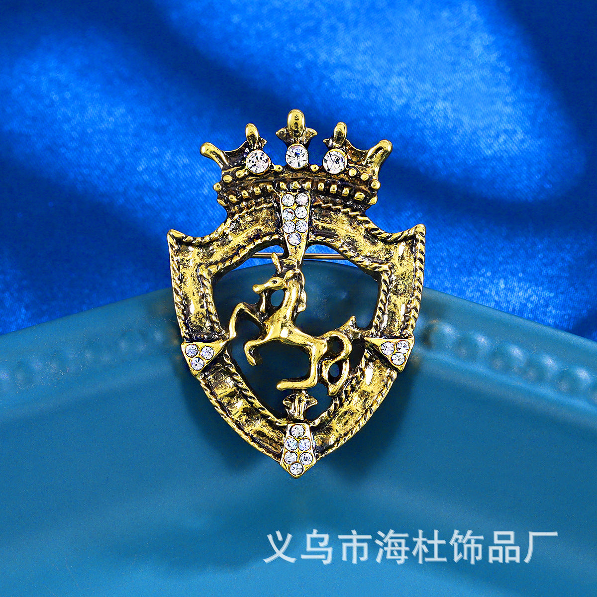 Crown Shield Horse Brooch Rhinestones