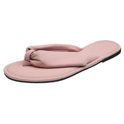 Flat bottom versatile comfortable sandals