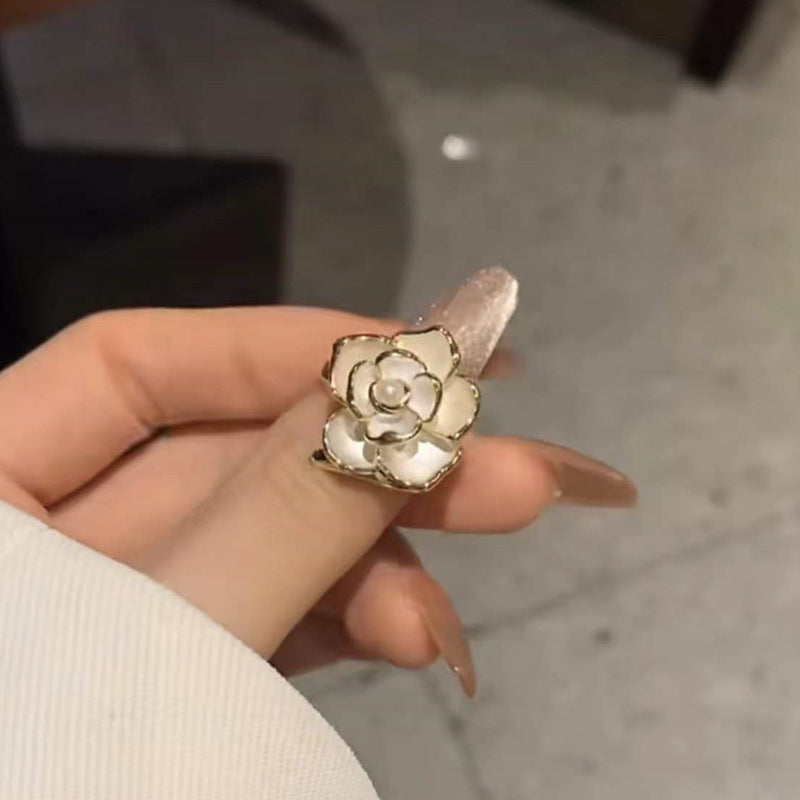 Pearl flower opening ring