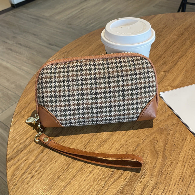 High-end canvas print clutch bag