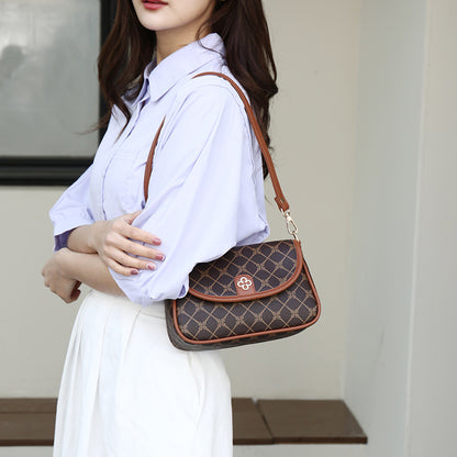 Letter bag Atmospheric shoulder bag