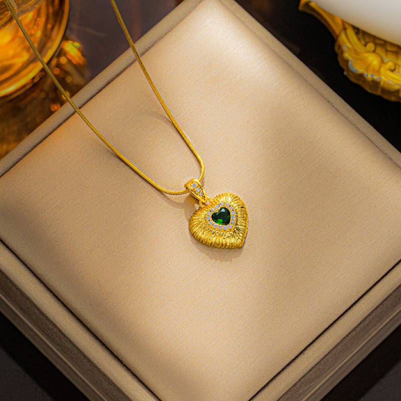 18K Gold Inlaid Emerald Cubic Zirconia Heart Pendant Necklace