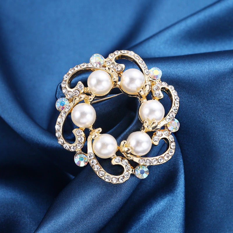 Swan Pearl Brooch