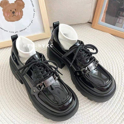 New square head front lace-up muffin leather shoes