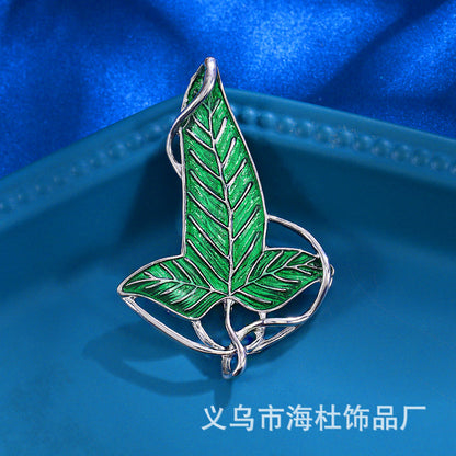 Three-dimensional leaf brooch fashion