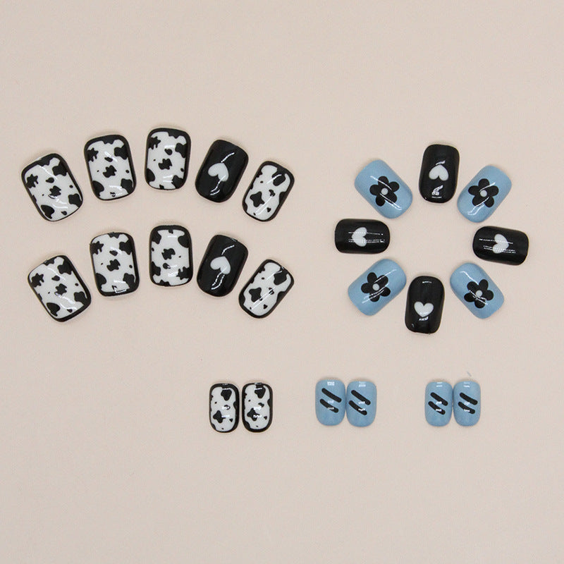 Black White Blue Sweet Short Nails