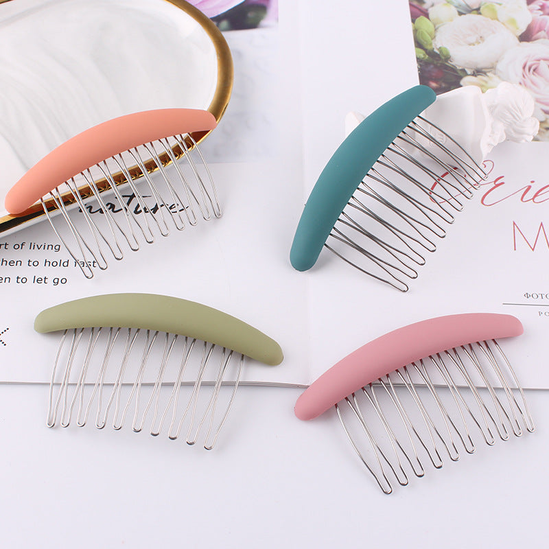 Frosted metal hair comb