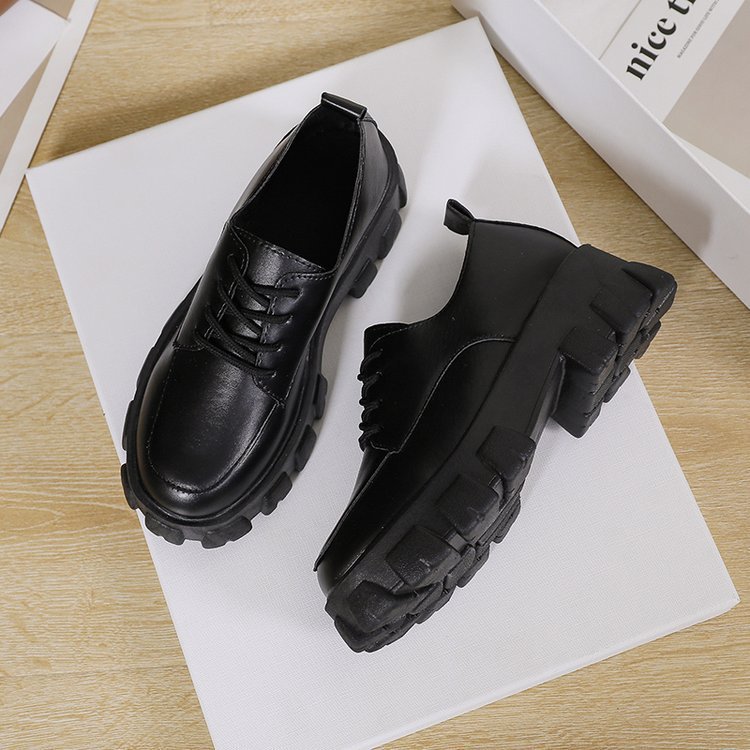 Lace-up leather shoes for women's new models