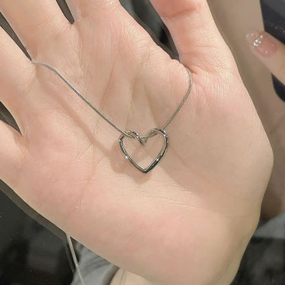 Hollow Heart Pendant Y2K Necklace