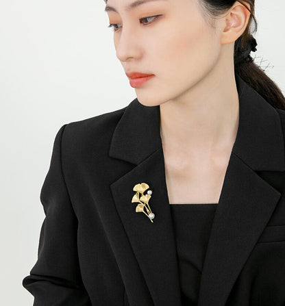 Metal Ginkgo Biloba Brooch High-end