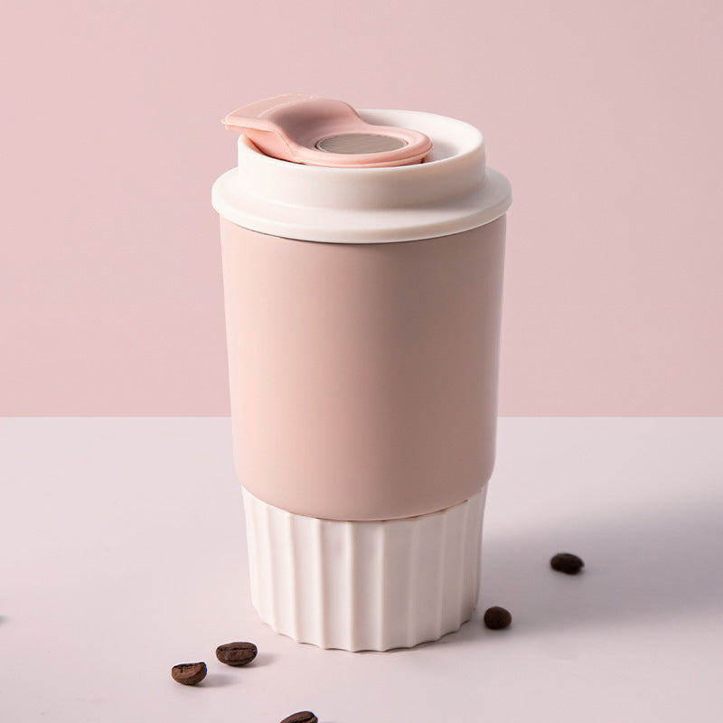 Large capacity portable coffee cup