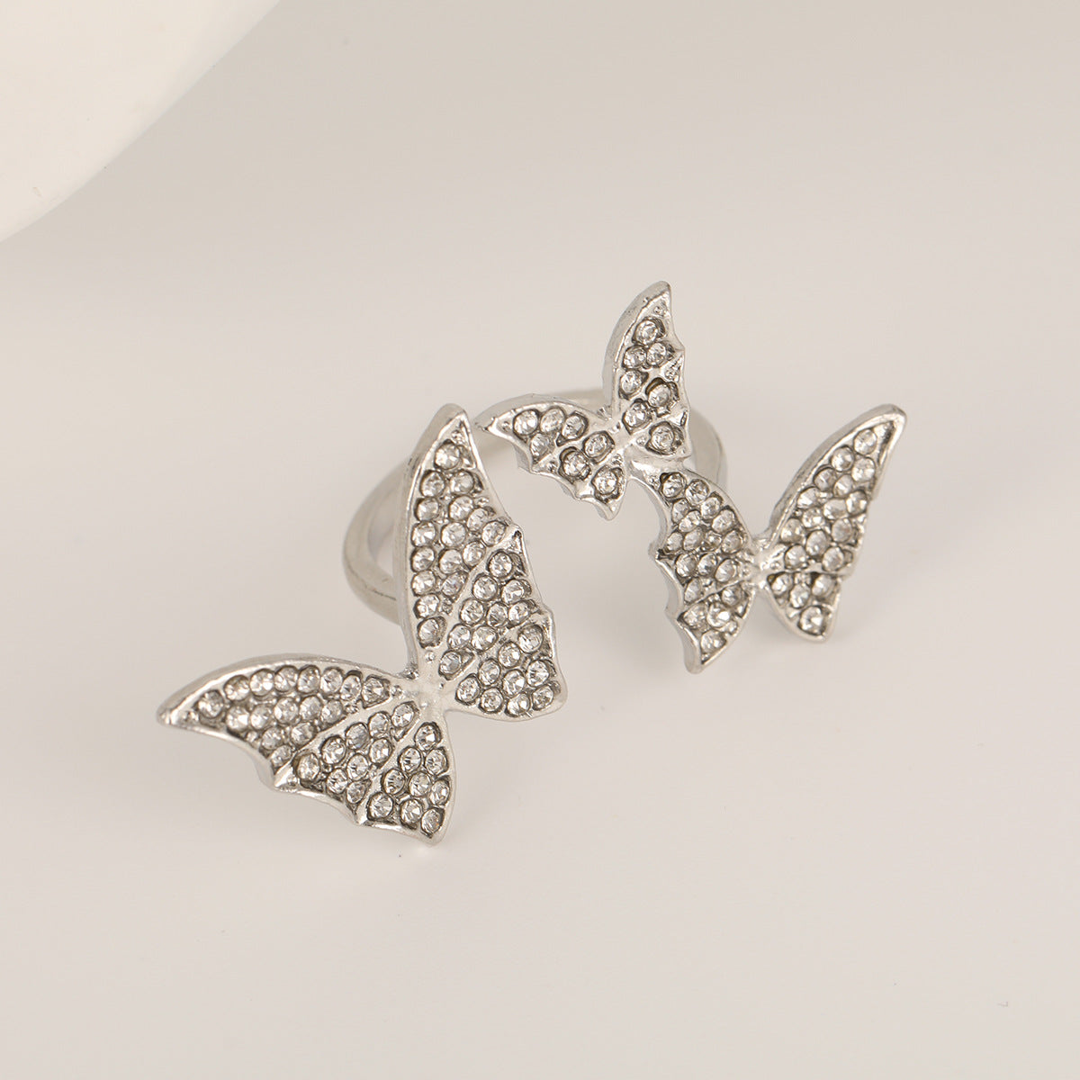 Exaggerated butterfly open ring