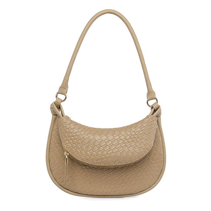 Niche crescent bag