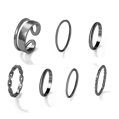 Black 7-piece ring set