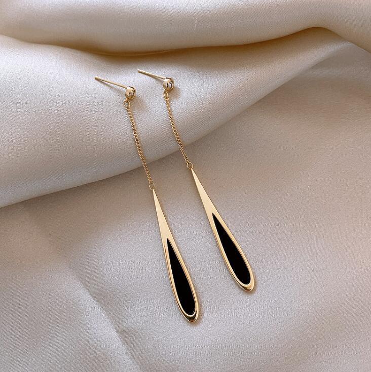 Silver Needle Diamond Drip Oil Drop Earrings