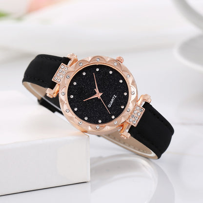 Star watch is simple and stylish