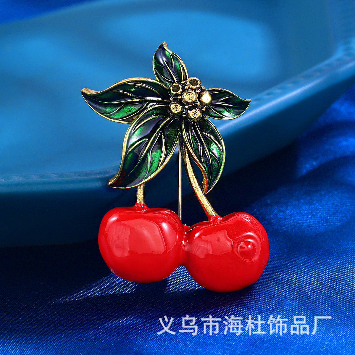 Fixed brooch cherry corsage cute cherries