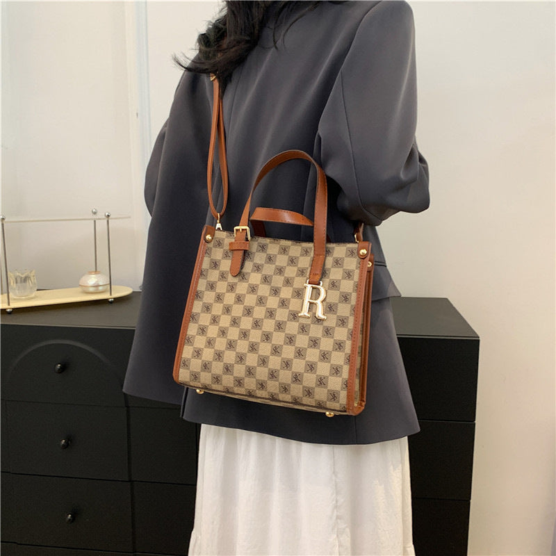 Popular bag women's new retro printing