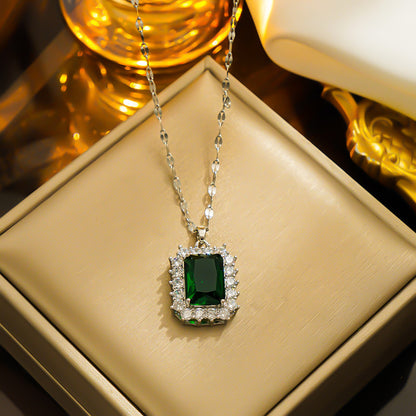 Elegant Micro-Inlaid Gold Green Gem Necklace for Women